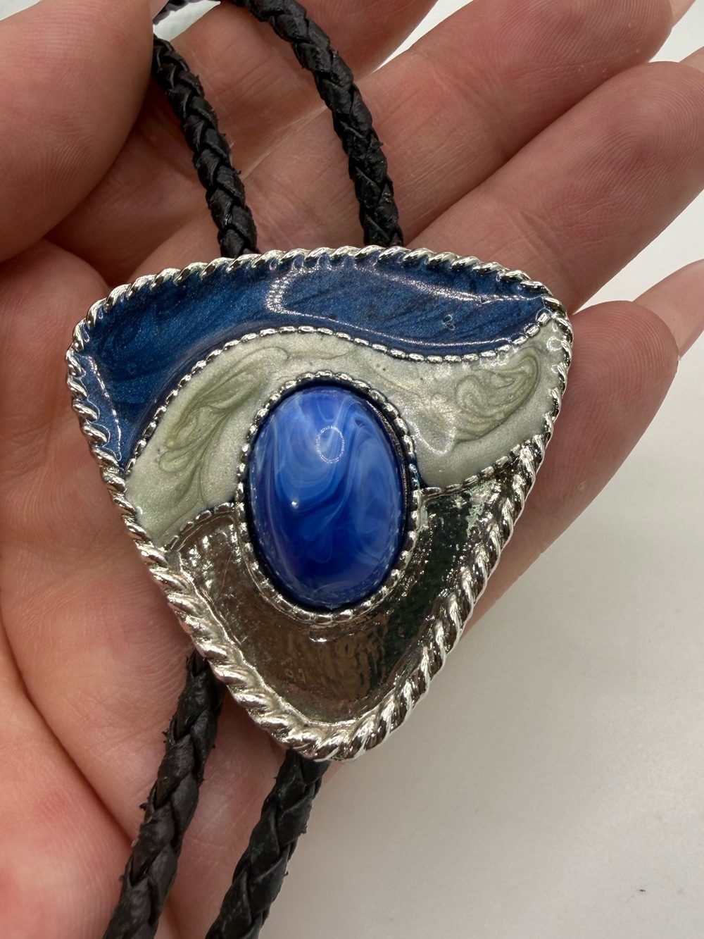 Vintage Southwestern Blue Enamel Silver Tone Bolo Tie Western Cowboy